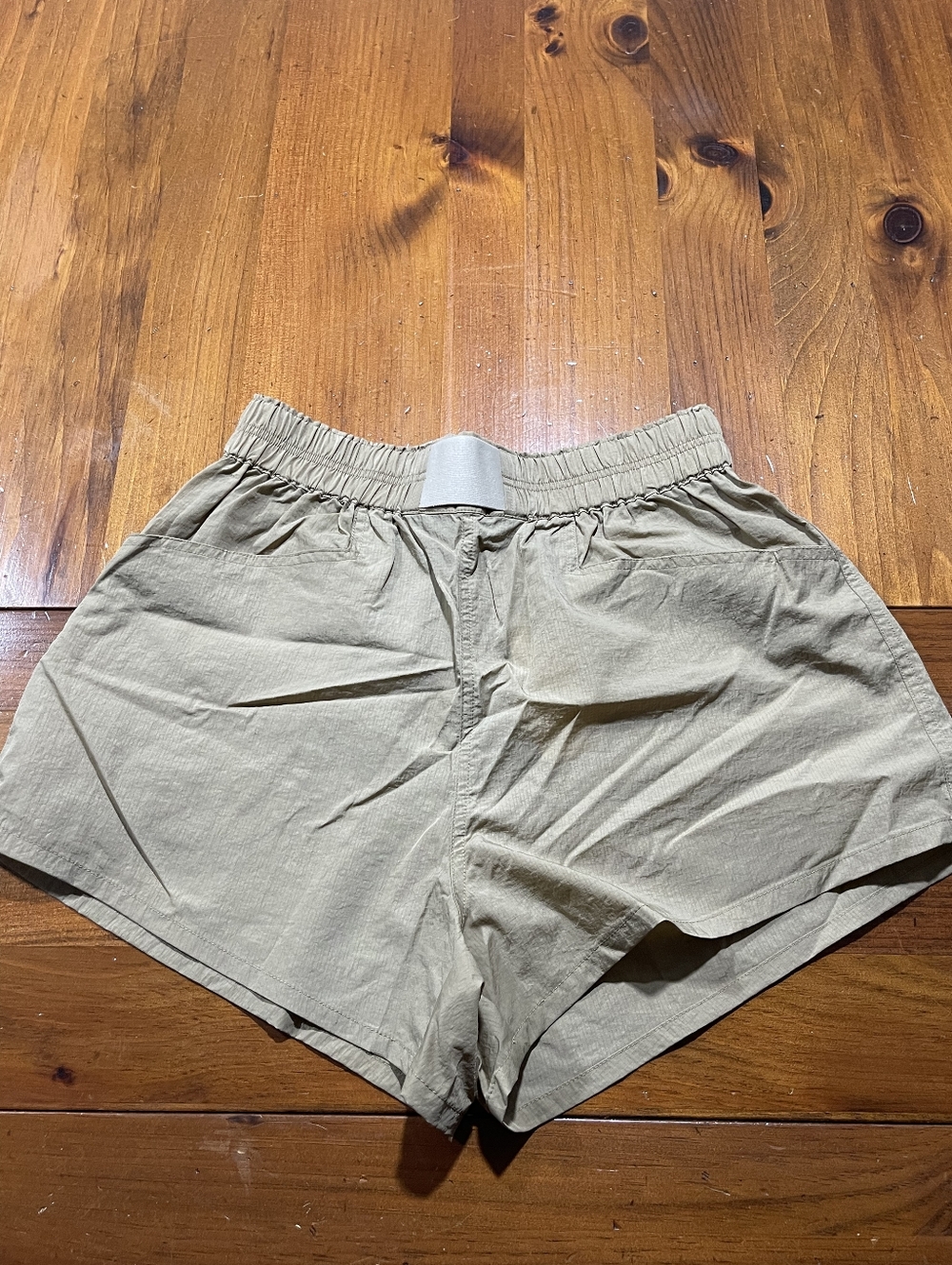 NWT PRANA Womens Tan Nomad Lightweight Athletic Crossback Shorts Size Small